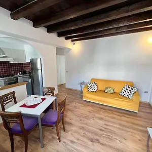 Appartamento Luvi - Paolo Sarpi, Milano